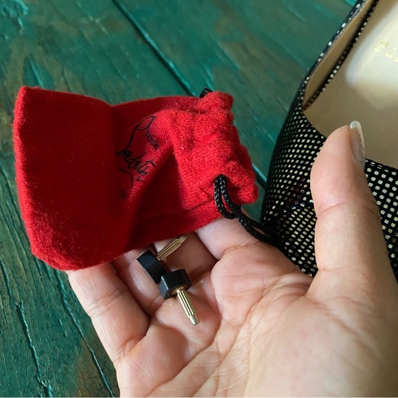 Christian Louboutin 👠 Peeptoe heels - Picture 4 of 9